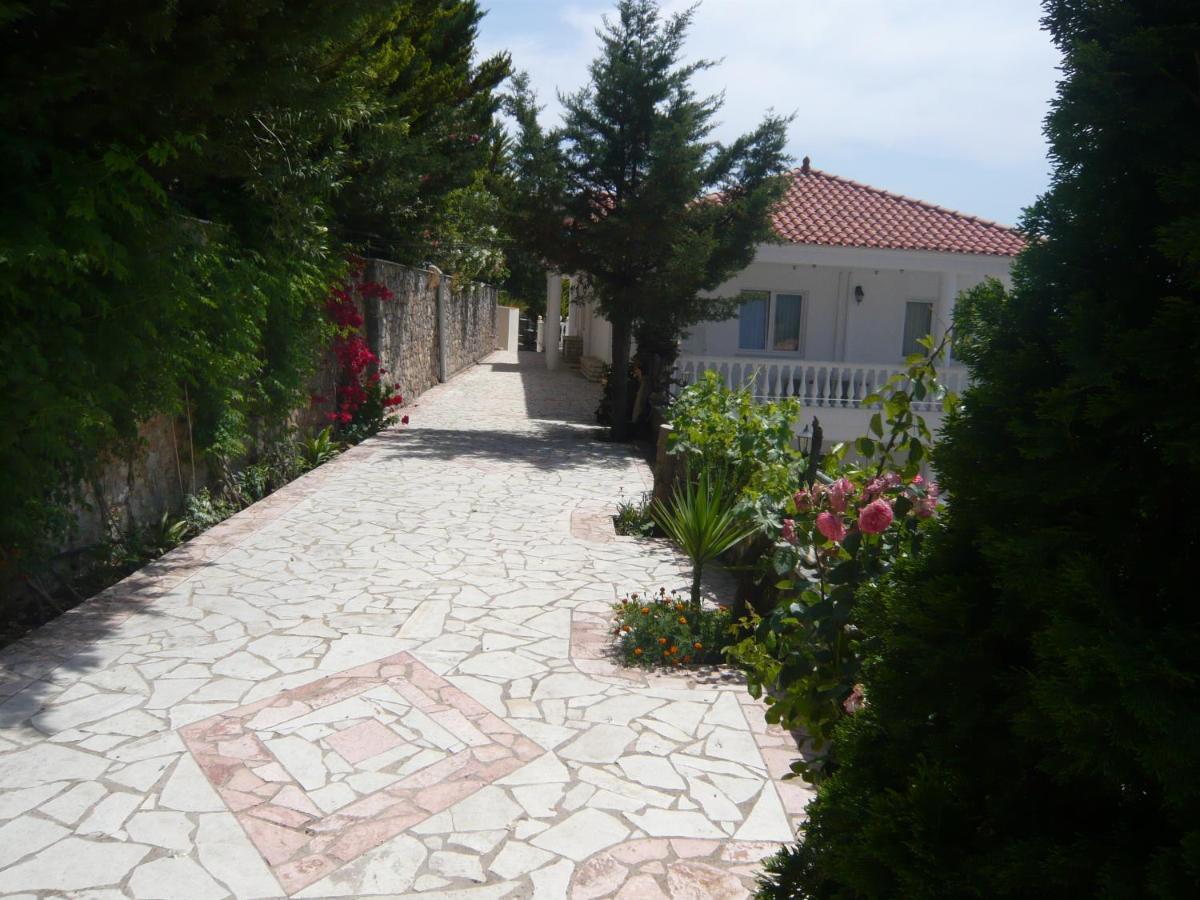 Verga Panorama Apartments Kalamata Exterior foto